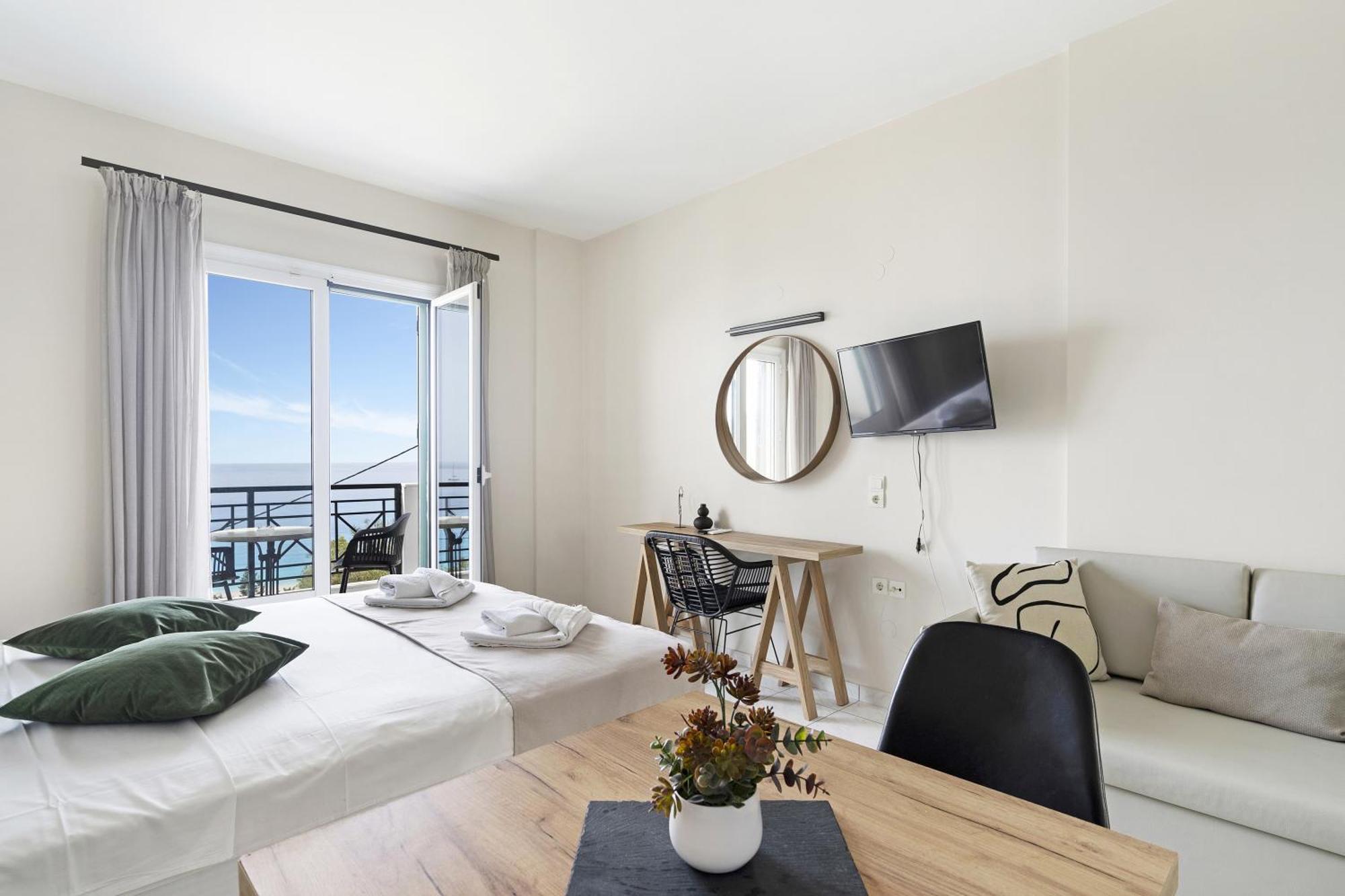 Sunset Premium Studio C Áyios Nikítas 外观 照片